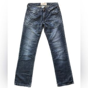 Size 28 Men’s Ecko Unltd 714 straight fit denim